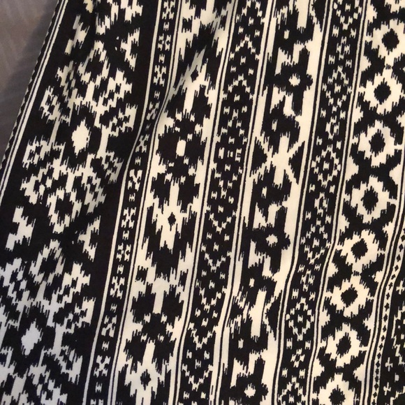 Black and white bell bottoms - Picture 2 of 2